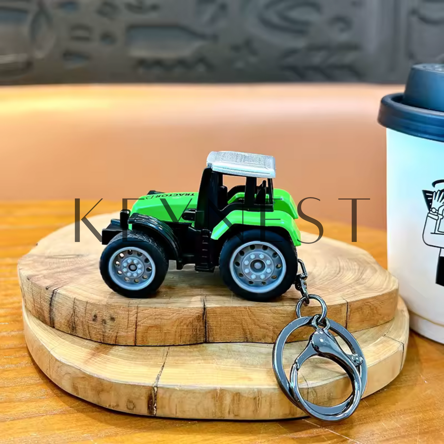 Porte-clé Tracteur – 4 couleurs au choix : rouge,bleu, vert, ou jaune 🚜