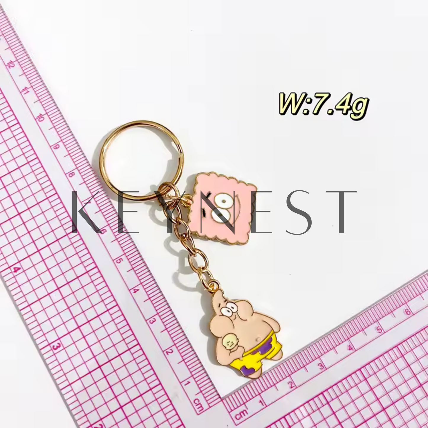 Porte-clé Bob l’Éponge en métal – 4 modèles disponibles pour briller sous la mer 🧽