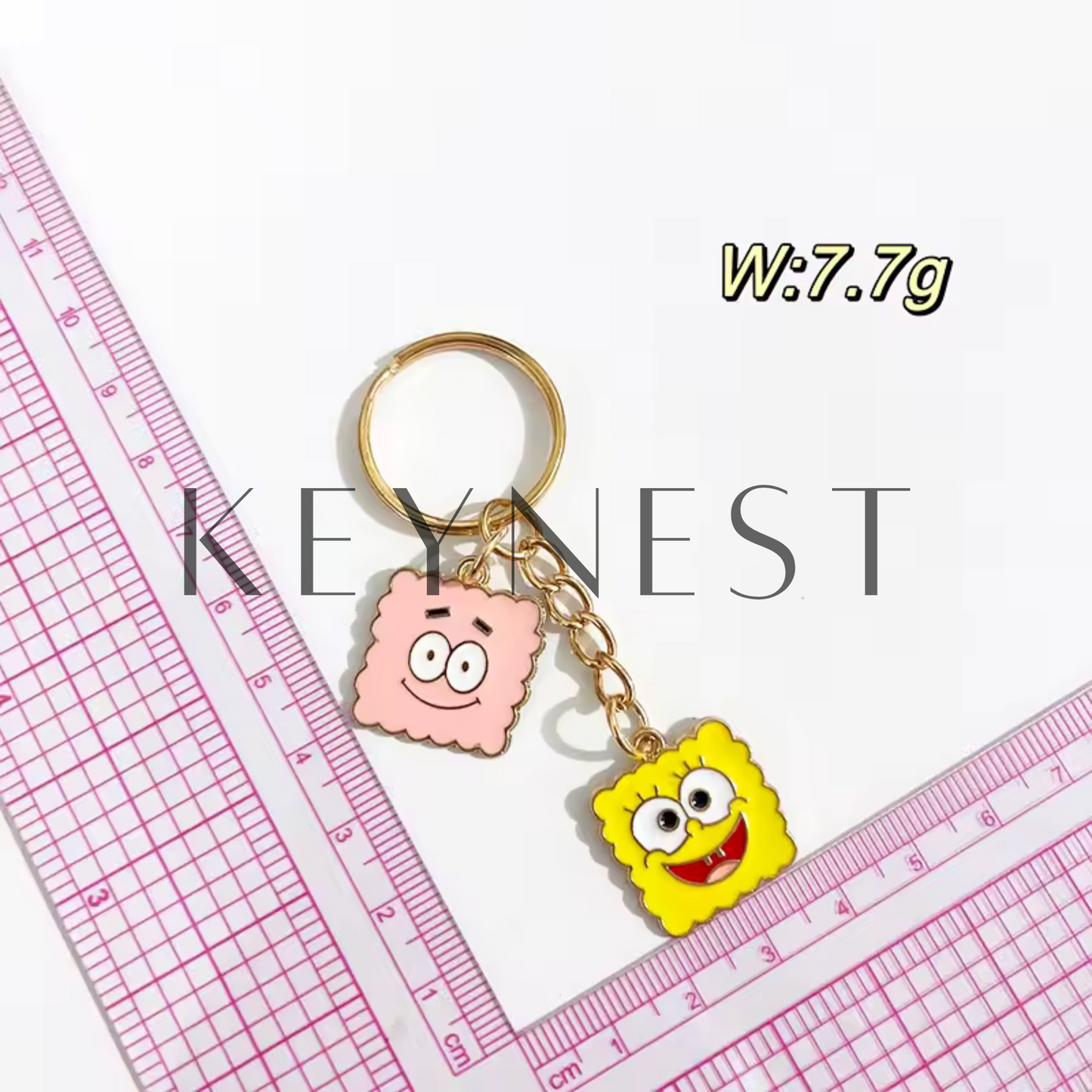 Porte-clé Bob l’Éponge en métal – 4 modèles disponibles pour briller sous la mer 🧽