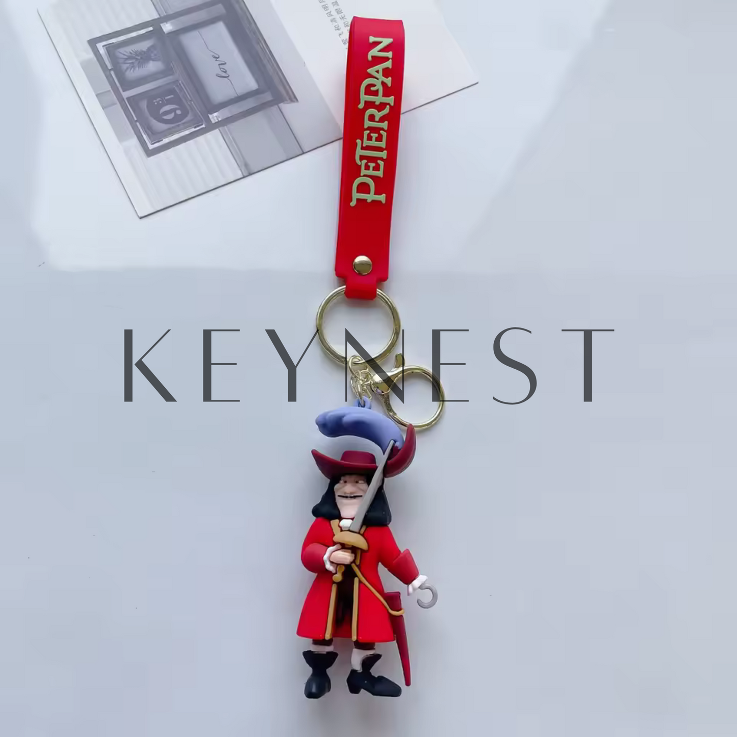 Porte-clé Peter Pan – 3 modèles : Peter, la Fée Clochette et le Capitaine Crochet 🧚♀️