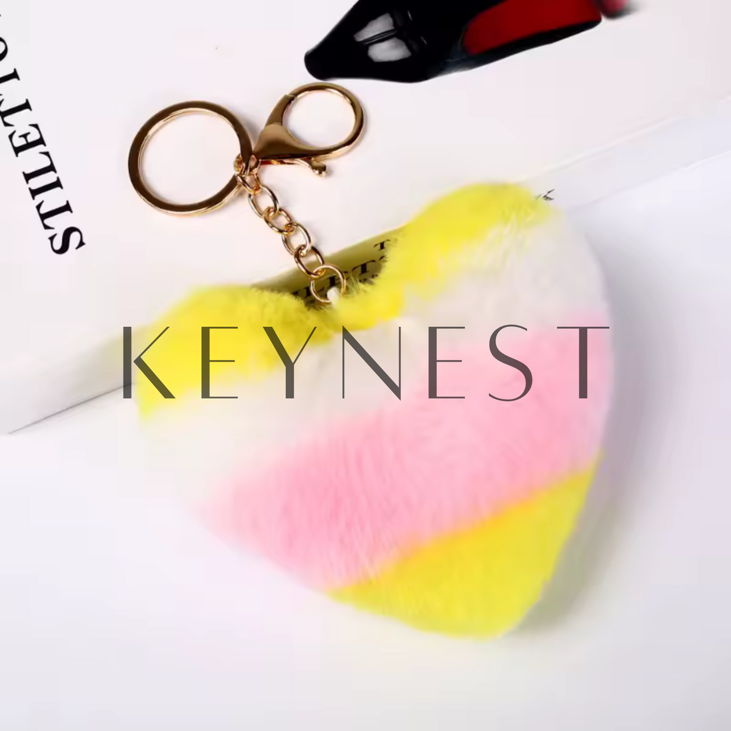 Porte-clé Pompon Cœur – 18 coloris tout doux à collectionner 💕🎀