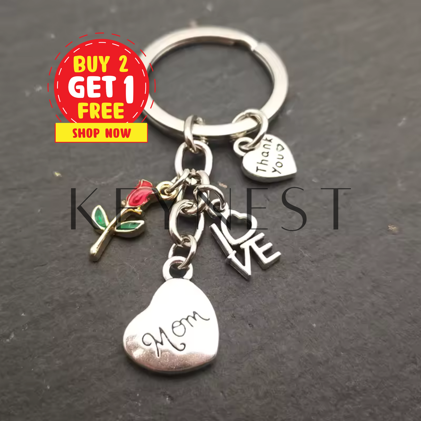 Porte-clé "Mom" avec Rose – Modèle Élégant et Symbolique 🎁